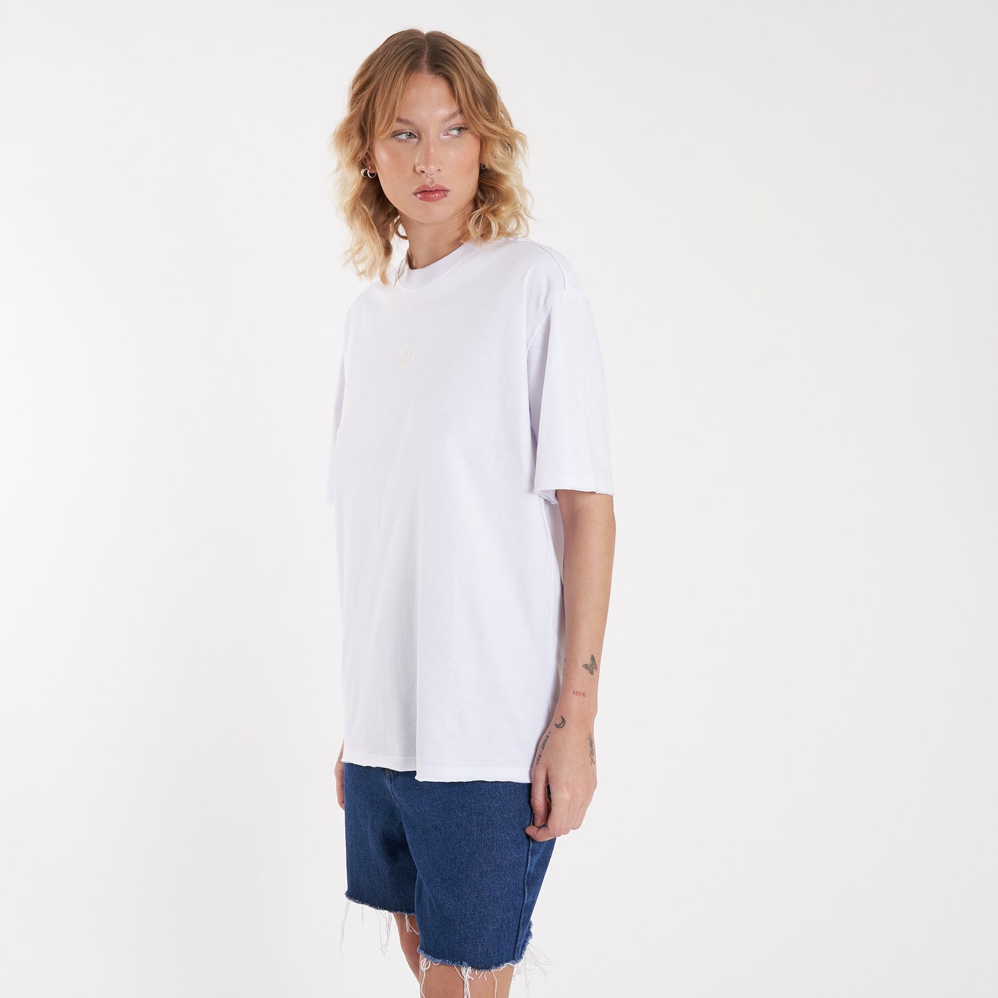 Remera Mc Vulk Hall Tee White