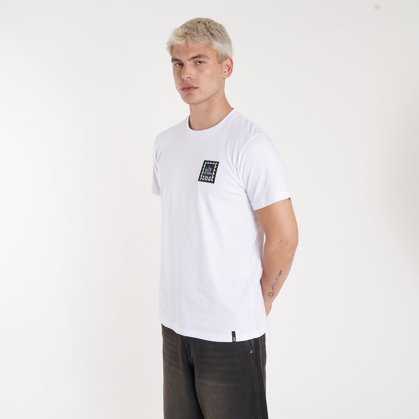 Remera Mc Vulk Traveler Tee White
