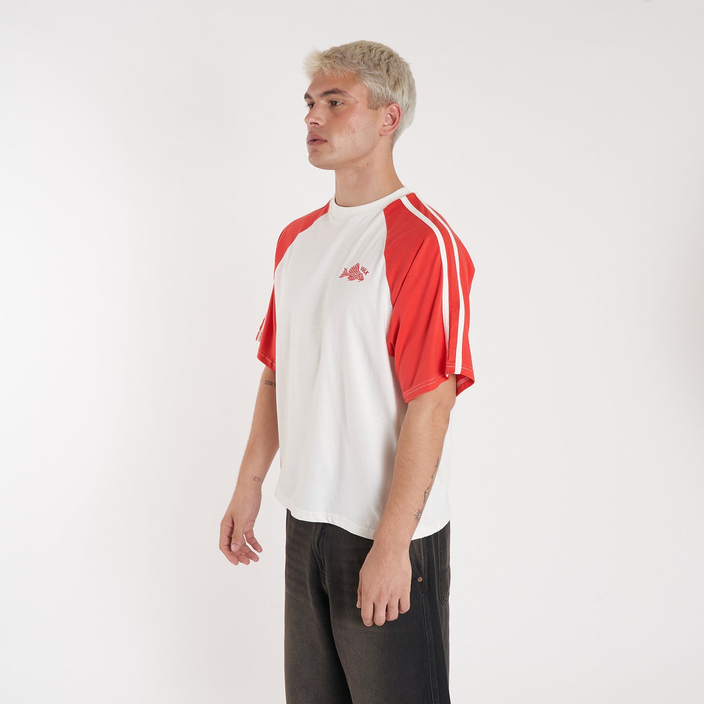 Remera Mc Vulk Waver Tee Cream