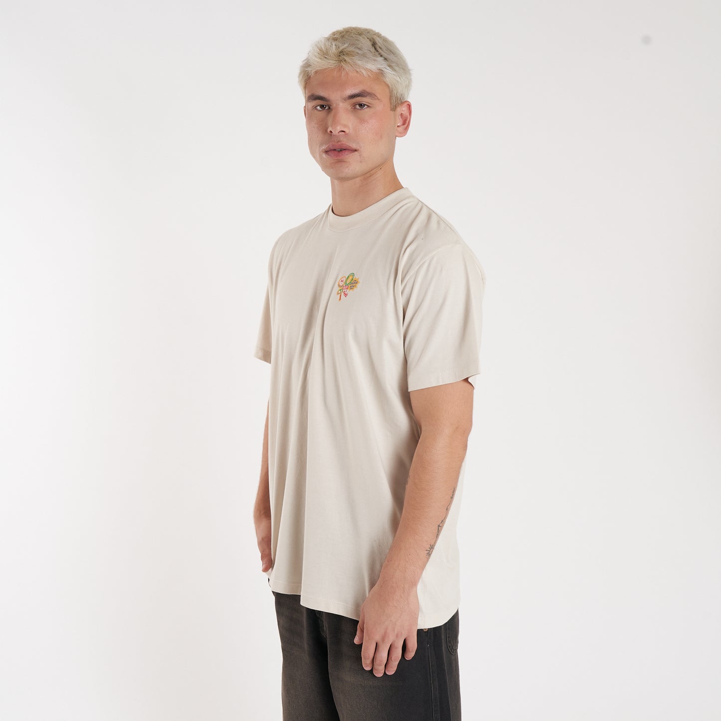 Remera Mc Vulk Support Tee Cream