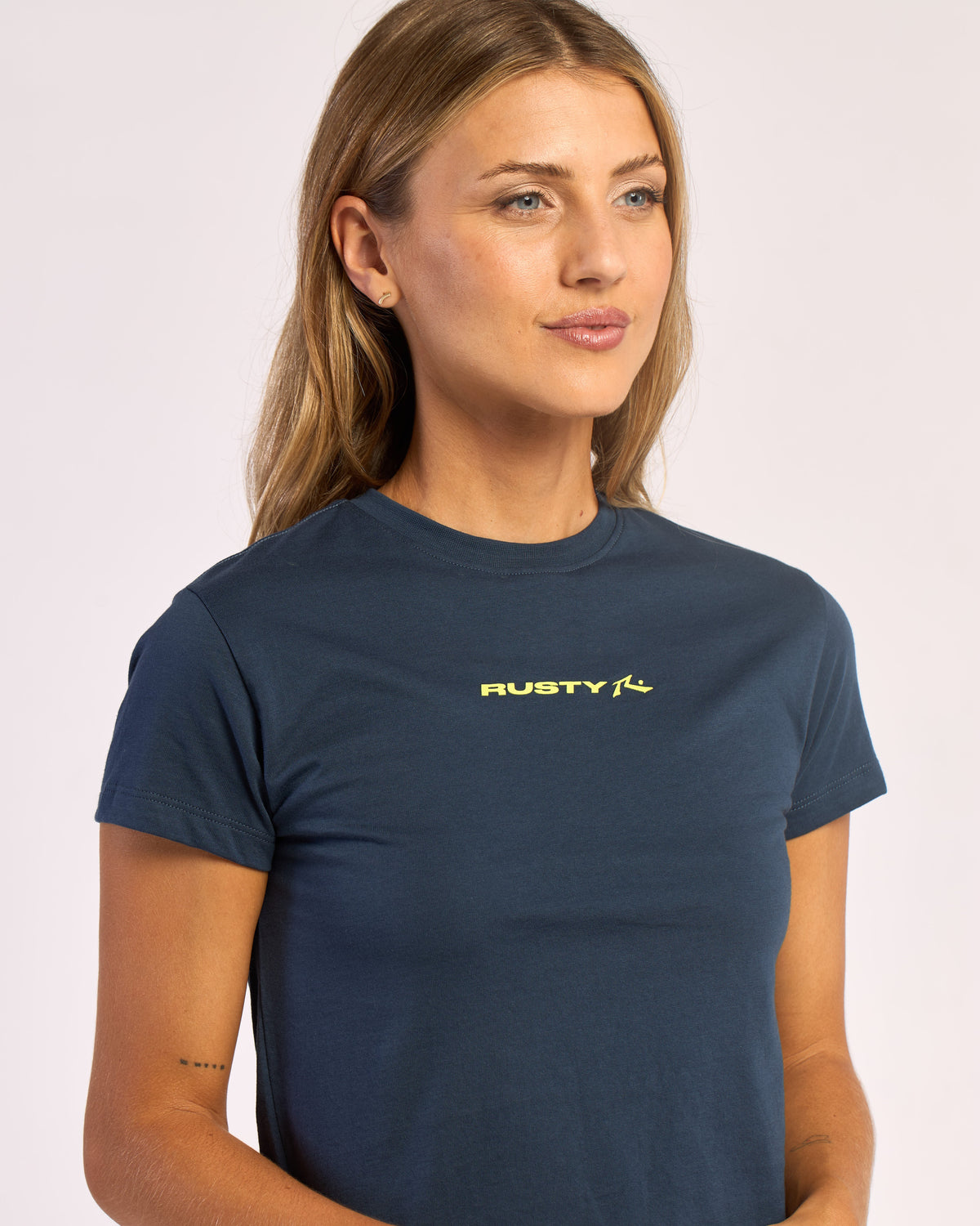 Remera Mc Rusty Essentials Relaxed Mini Tee 2.0 Ld Navy