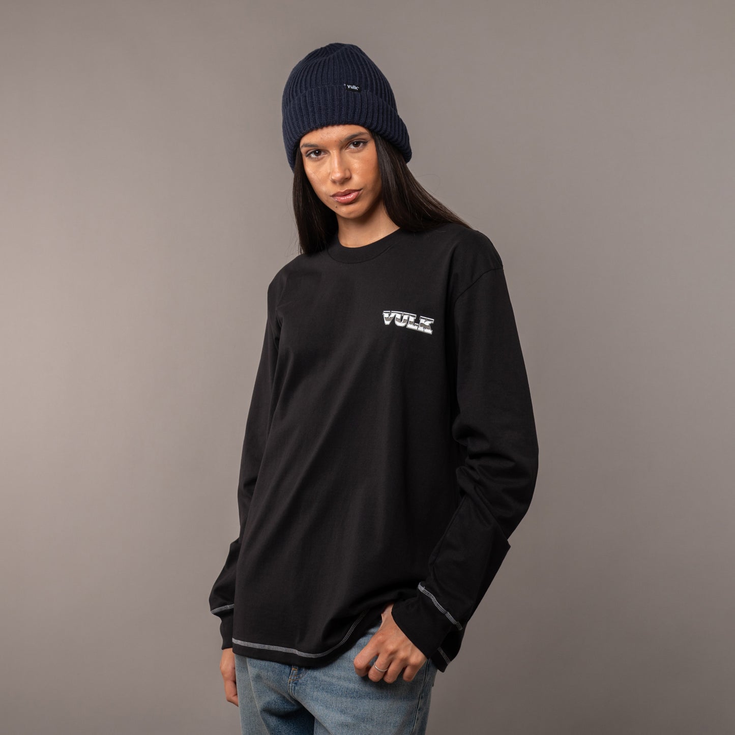 Remera Vulk Dramatic Black