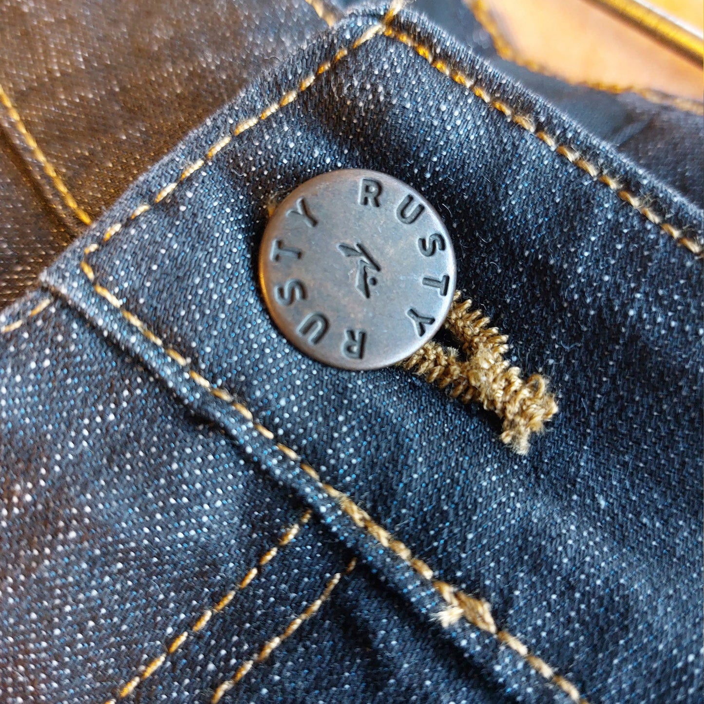 Bermuda Rusty Shadow Ws Raw