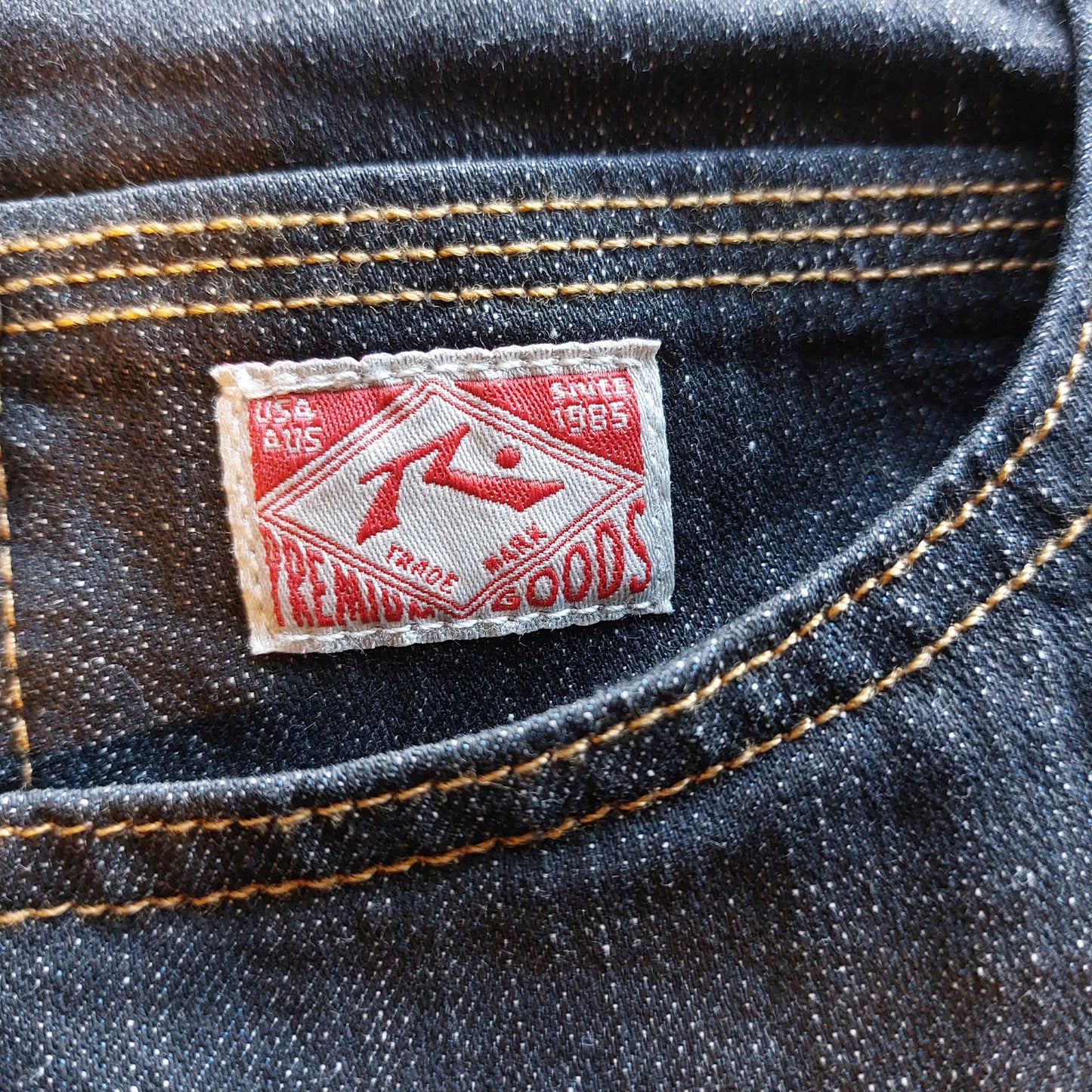 Bermuda Rusty Shadow Ws Raw