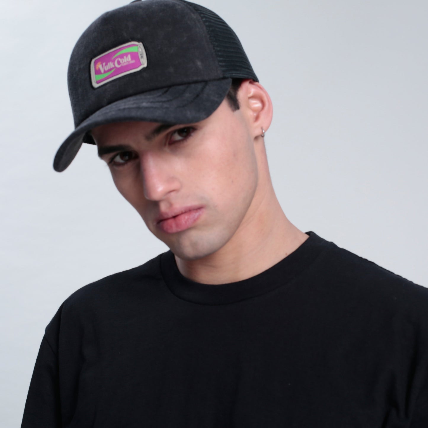 Gorra Vulk Cans Trucker Black