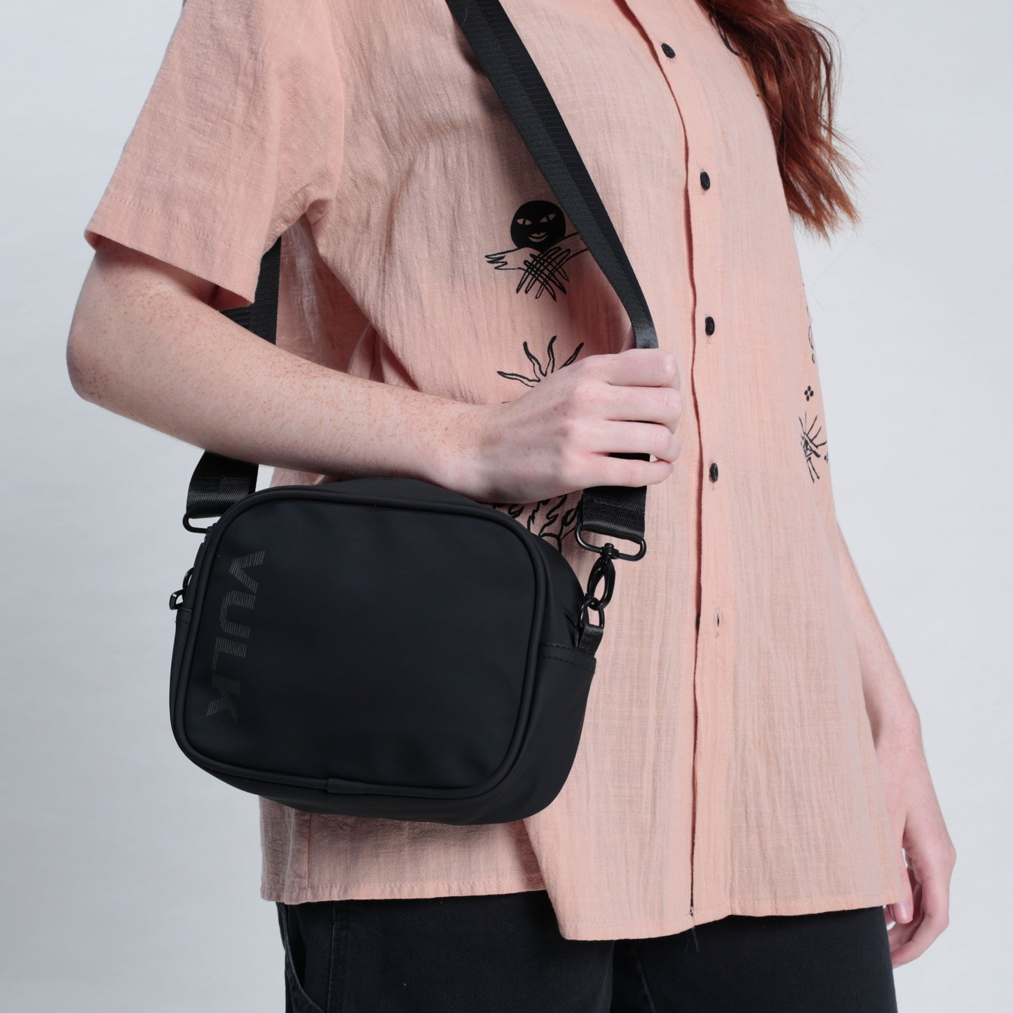 Bolso Vulk Neat Shoulder Bag Black