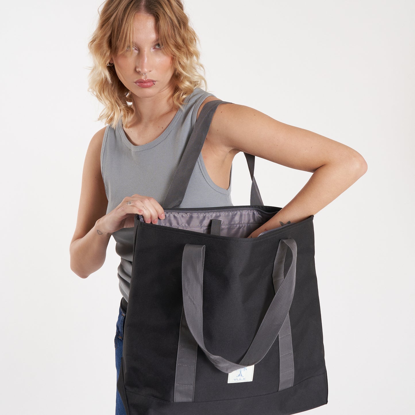 Bolso Vulk Dorian Bag Dark Grey