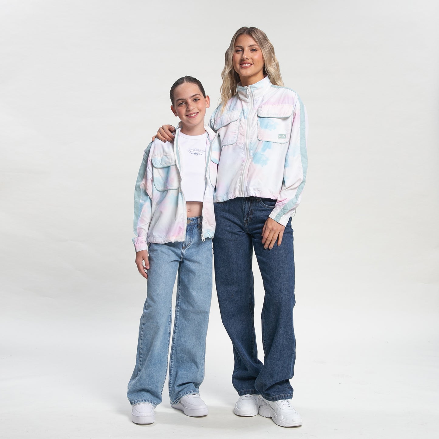 Campera Liviana Rusty Acid Sky Windbreaker