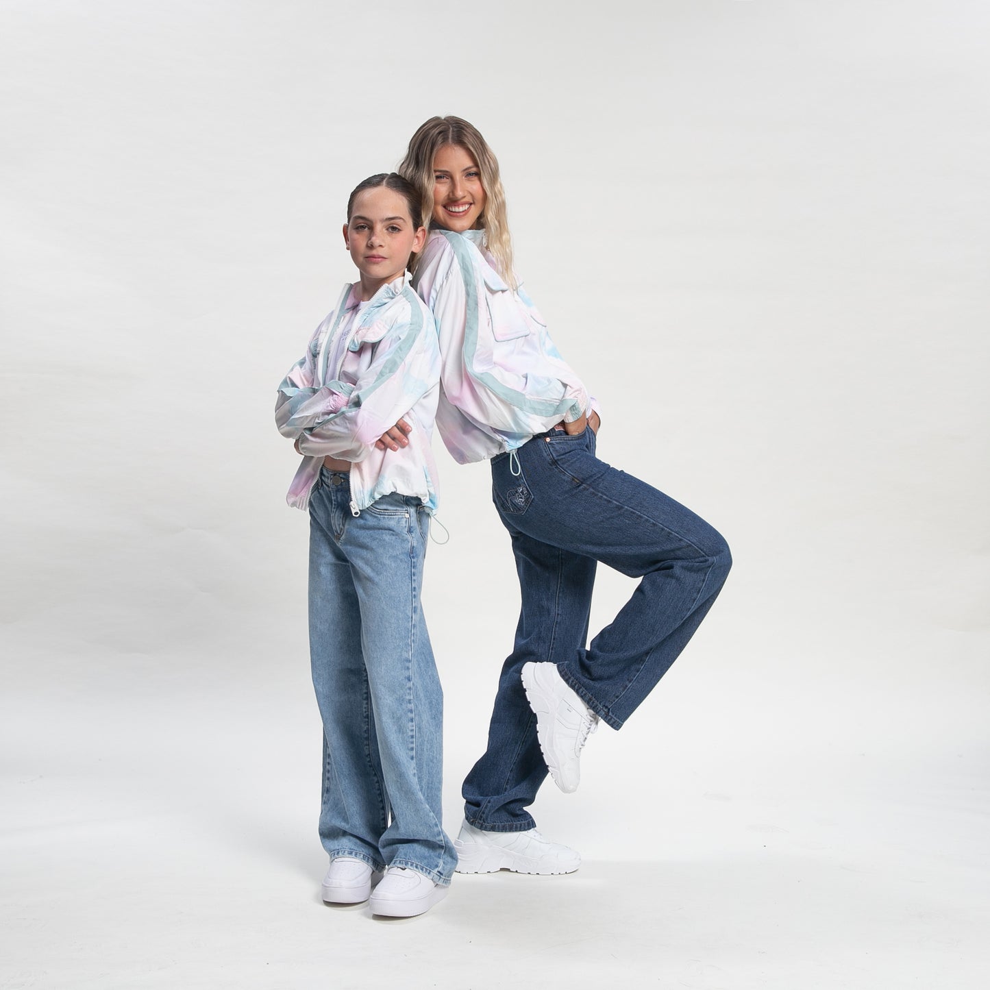 Campera Liviana Rusty Acid Sky Windbreaker