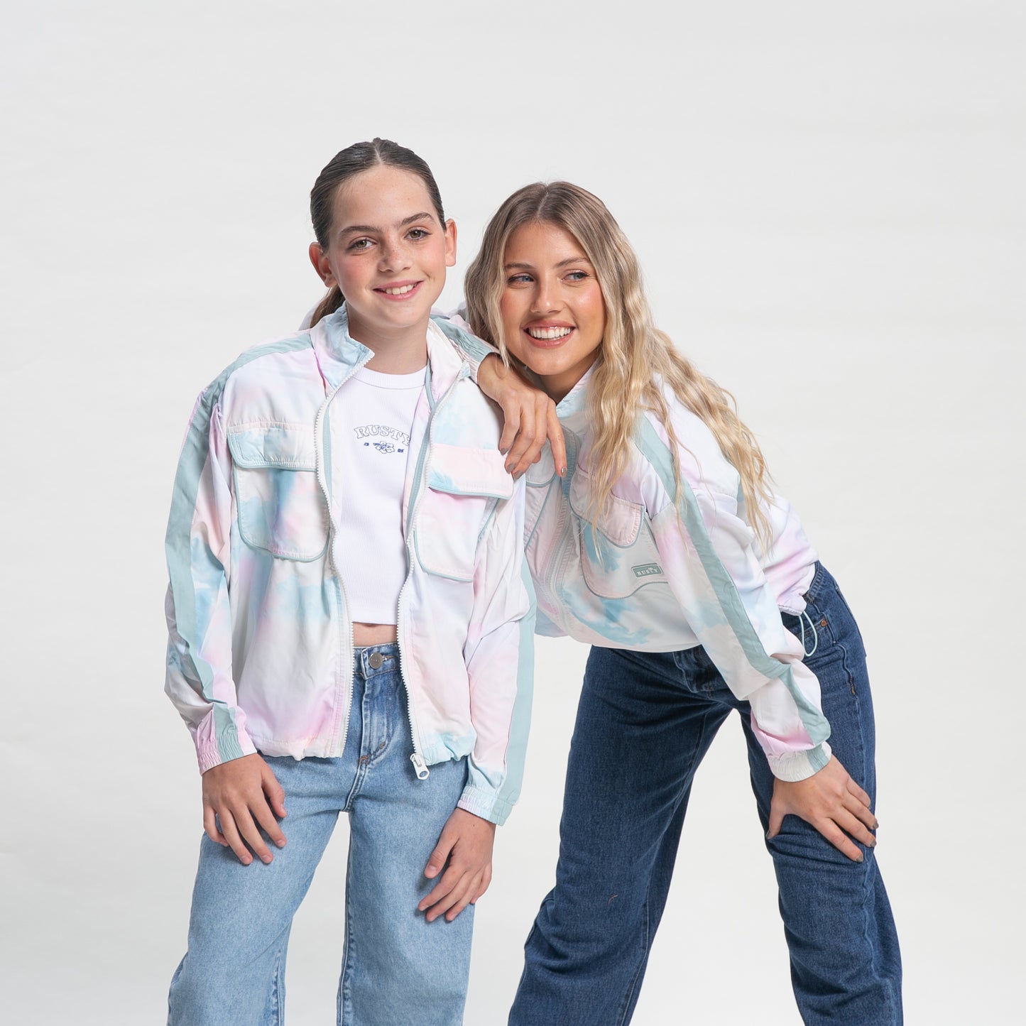 Campera Liviana Rusty Acid Sky Windbreaker