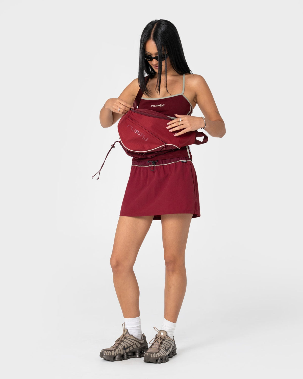 Mochila Rusty Free Run Nylon Sling Backpack Burgundy