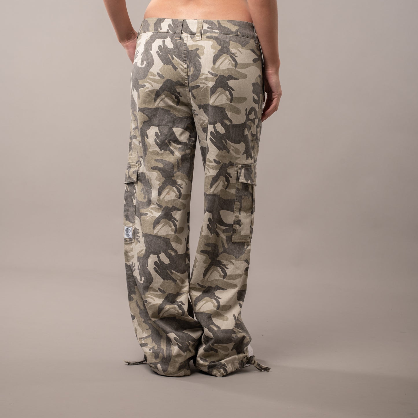 Jean Rusty Camo Mile Low Rise Cargo Pant Ld Abbey Stone