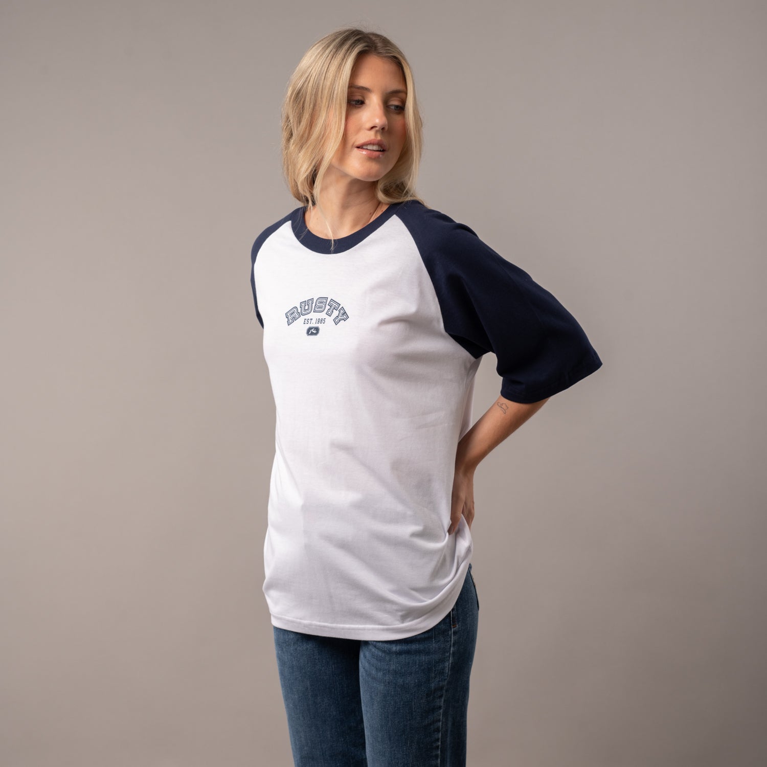 Remera Rusty College Dropout Oversize Navy Blue