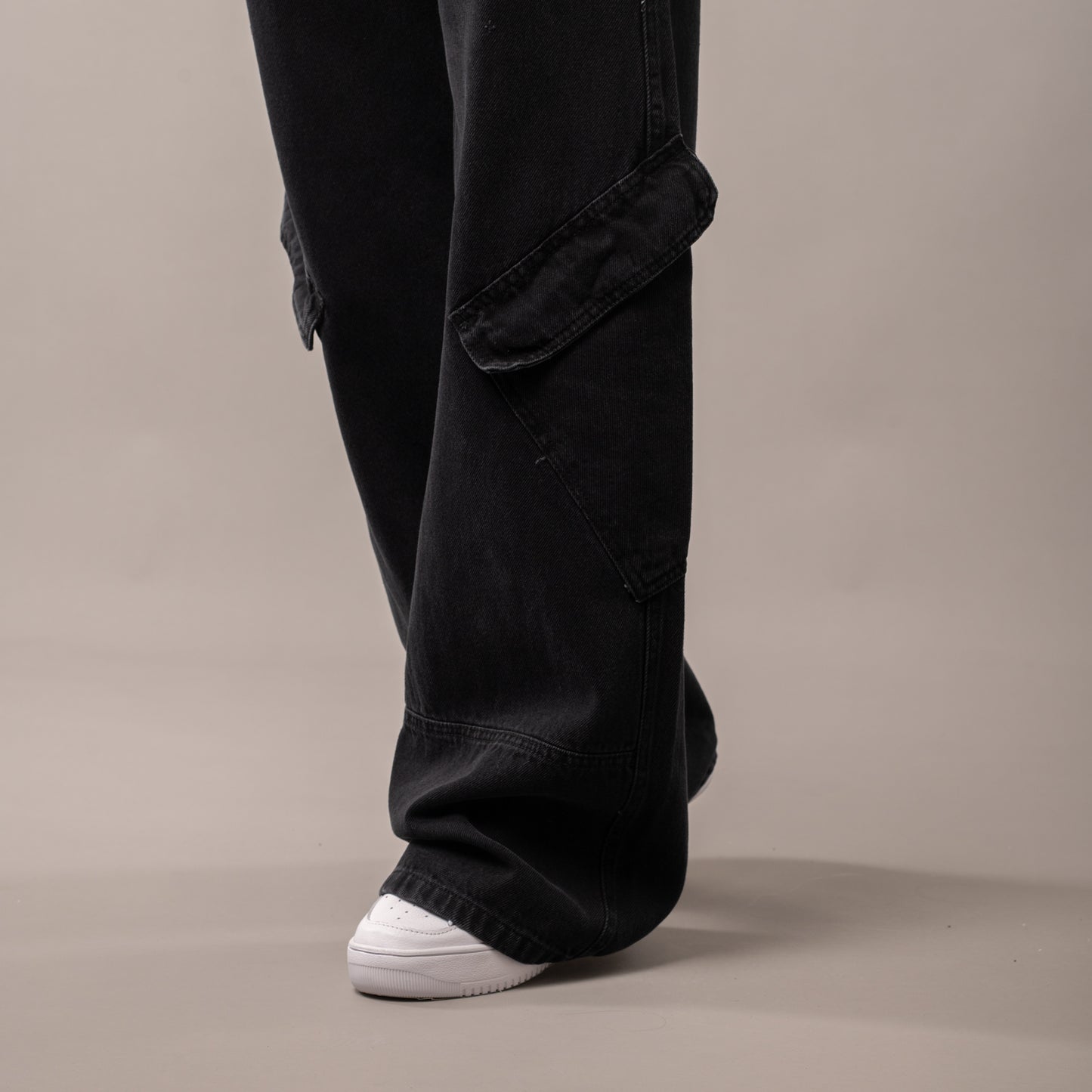 Jean Rusty Dark Wide Leg Cargo Washed Black