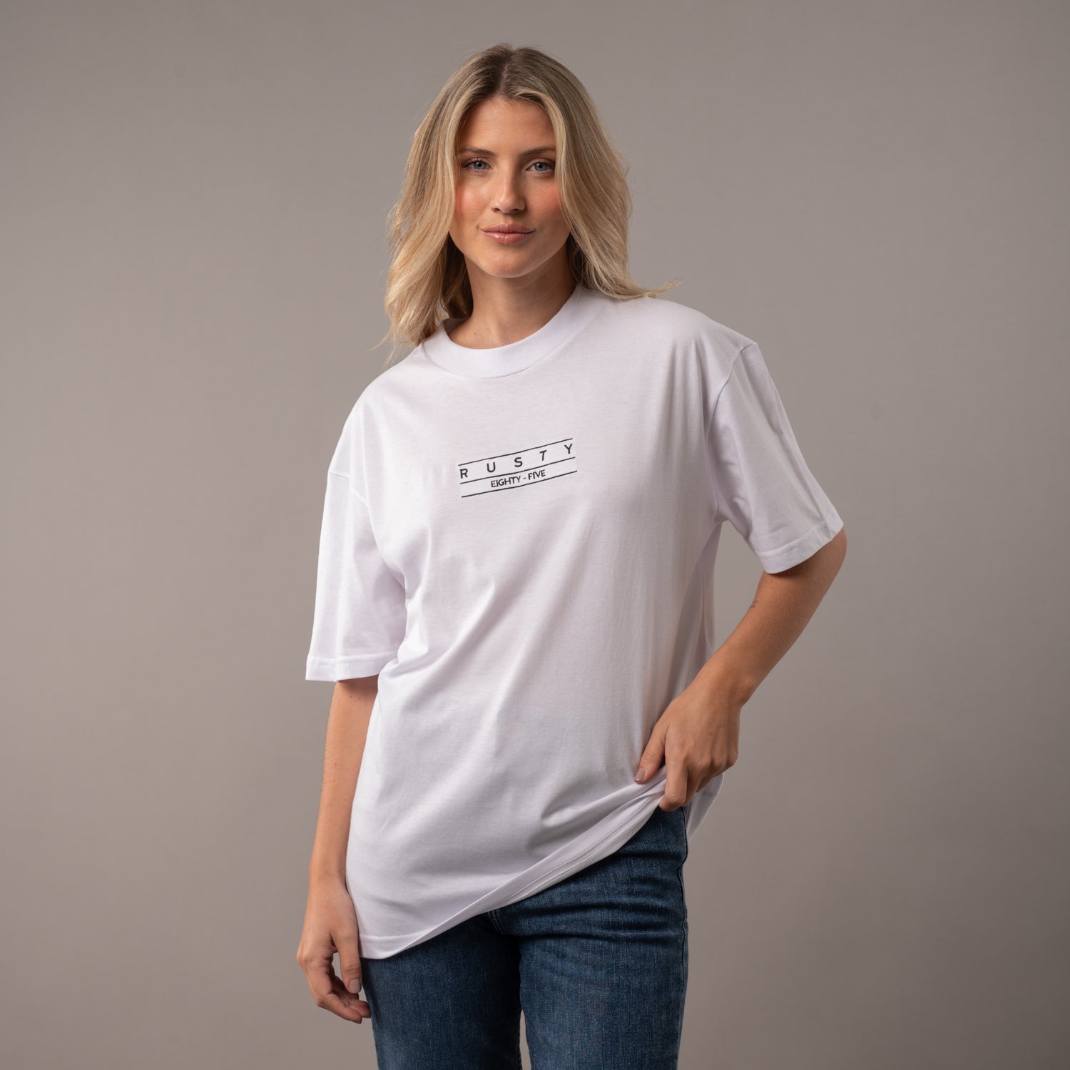 Remera Rusty Essentials Oversize White