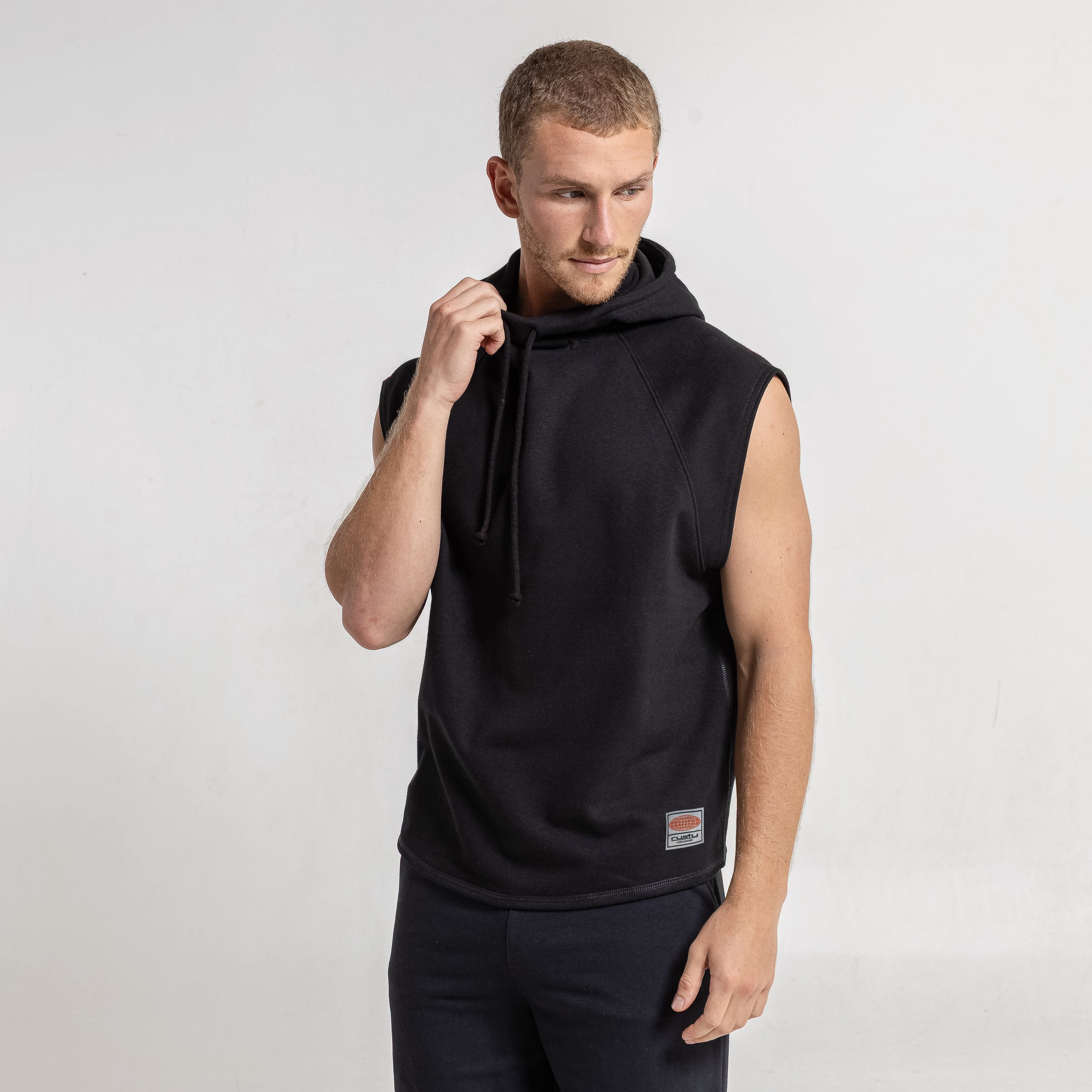Musculosa Rusty Essential Sleeveless Hoodie Black