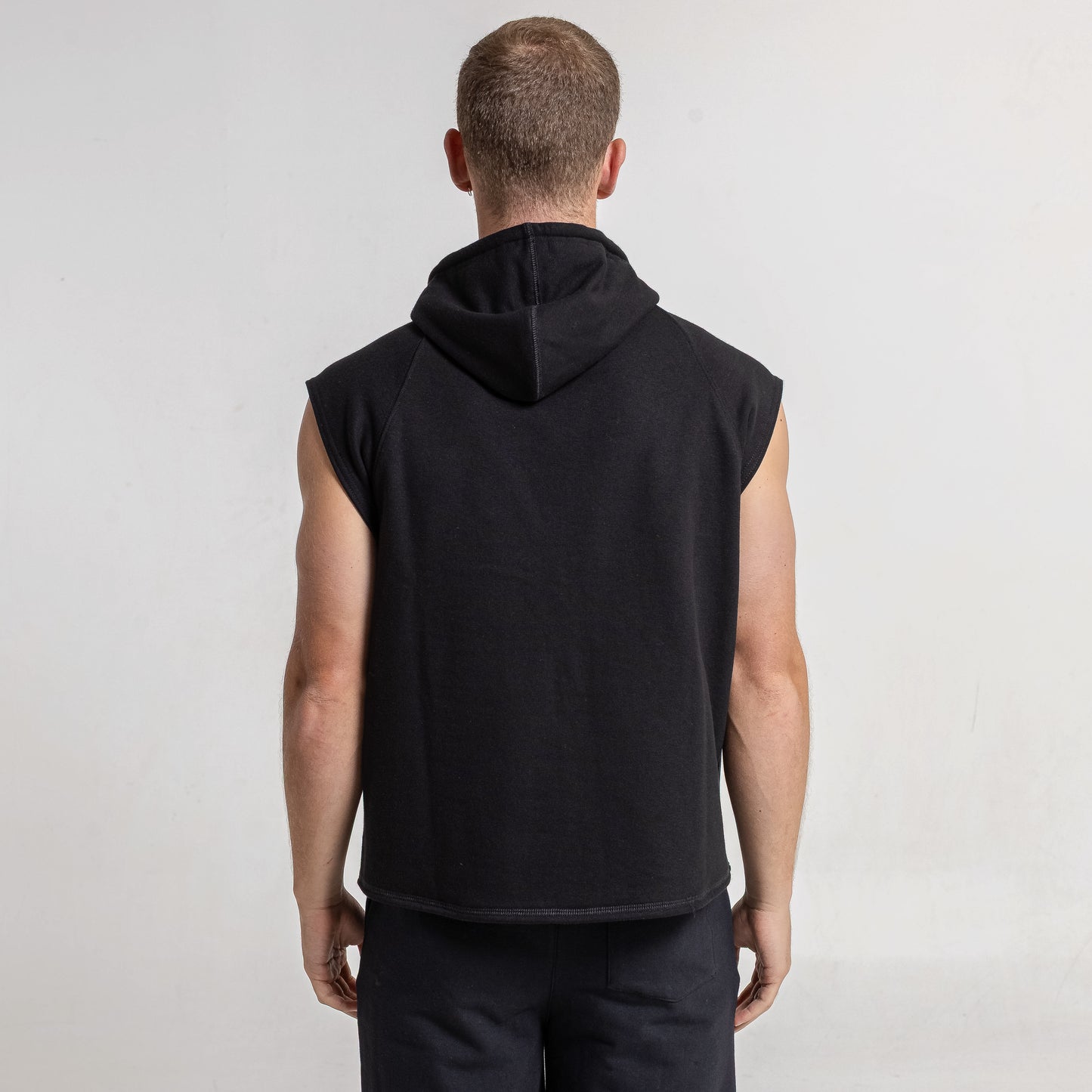 Musculosa Rusty Essential Sleeveless Hoodie Black