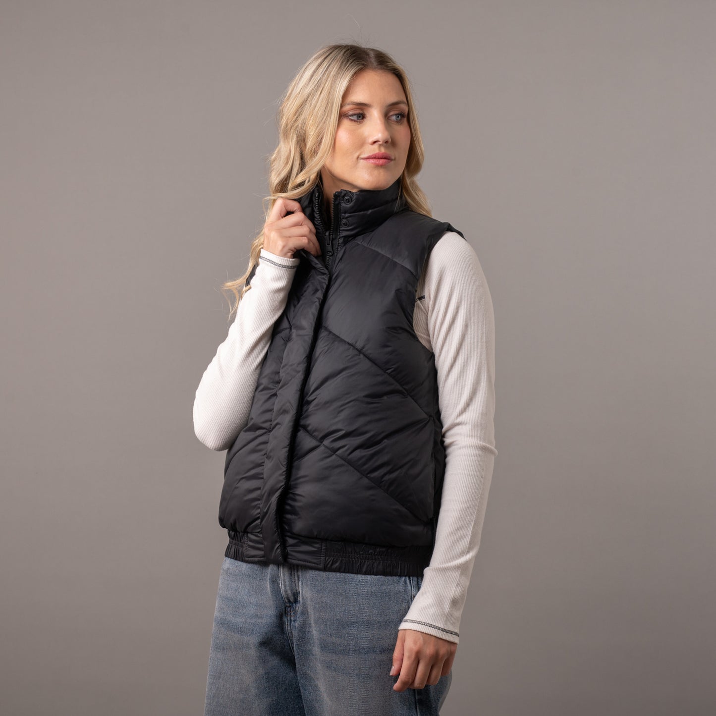 Chaleco Rusty Glow Puffer Vest Ld Black