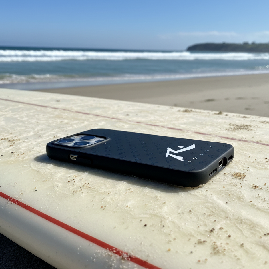 Funda Celular Rusty Iphone Case 13/14 Black