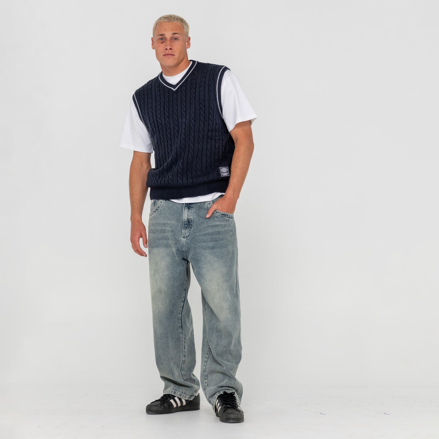 Chaleco Rusty Neff-V Ribbed Cable Knit Vest Navy Blue