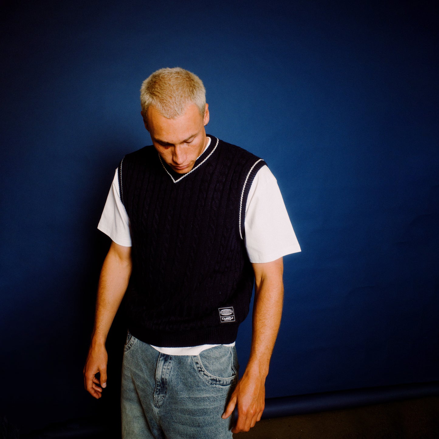 Chaleco Rusty Neff-V Ribbed Cable Knit Vest Navy Blue