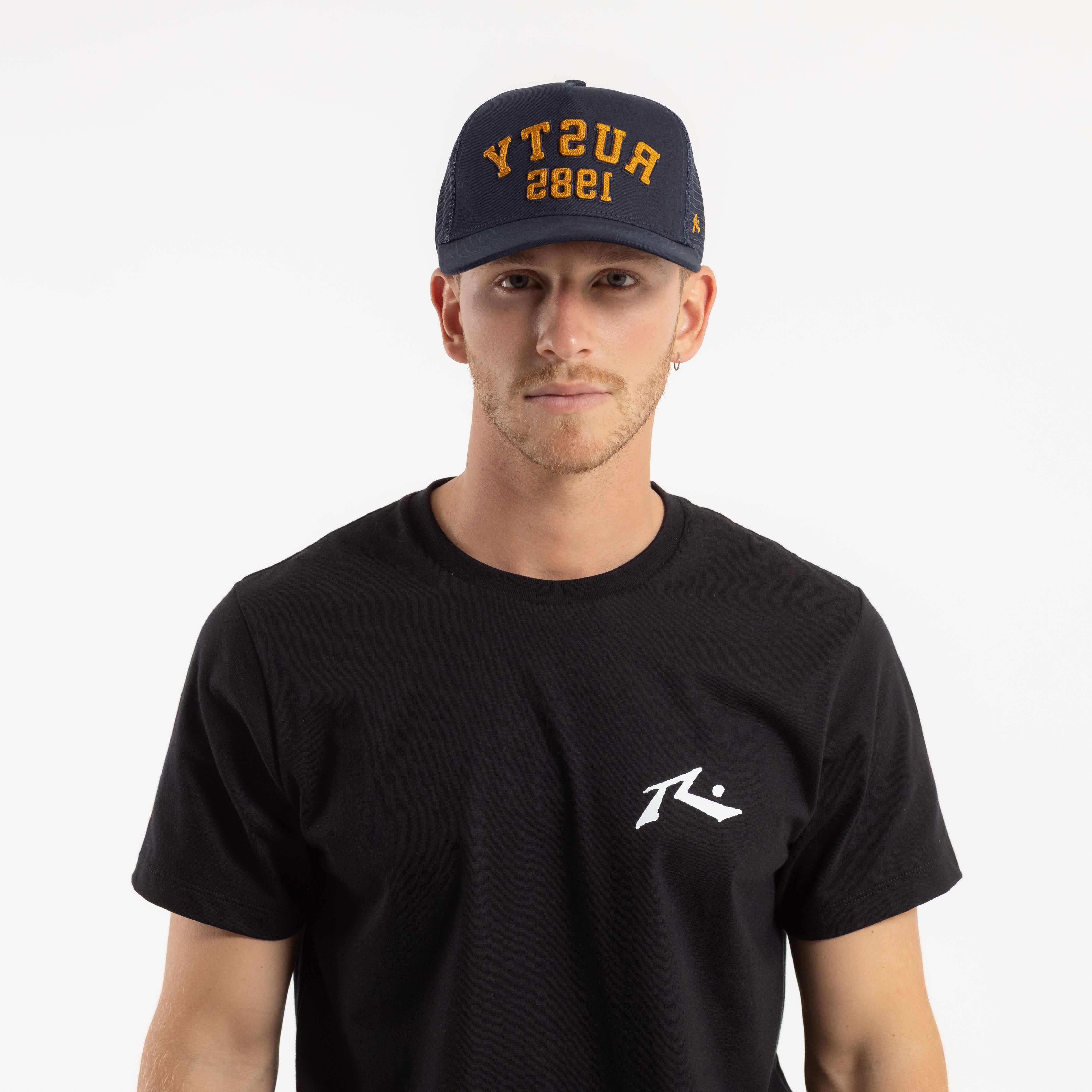 Gorra Rusty Reflection Trucker Cap Indian Ink