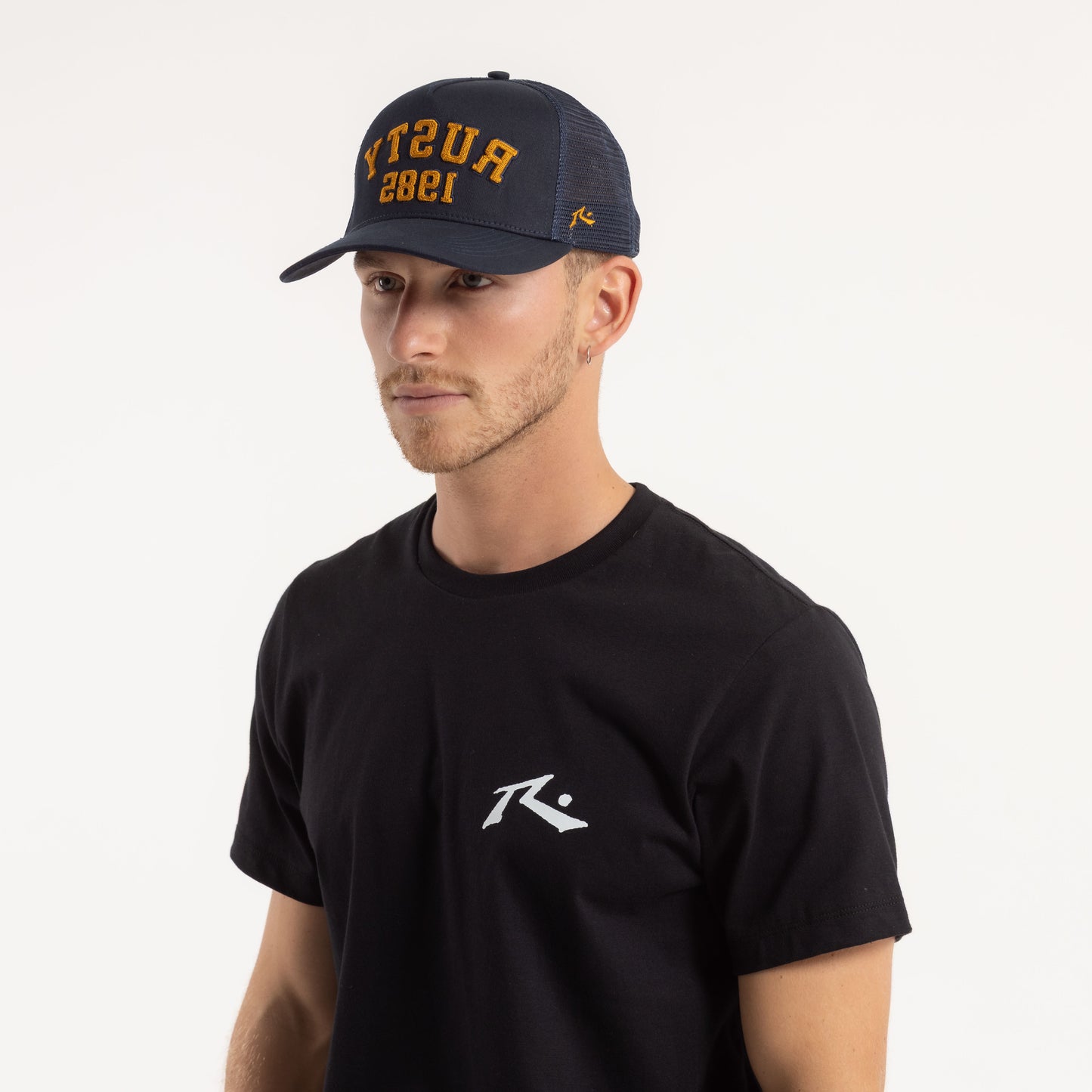 Gorra Rusty Reflection Trucker Cap Indian Ink