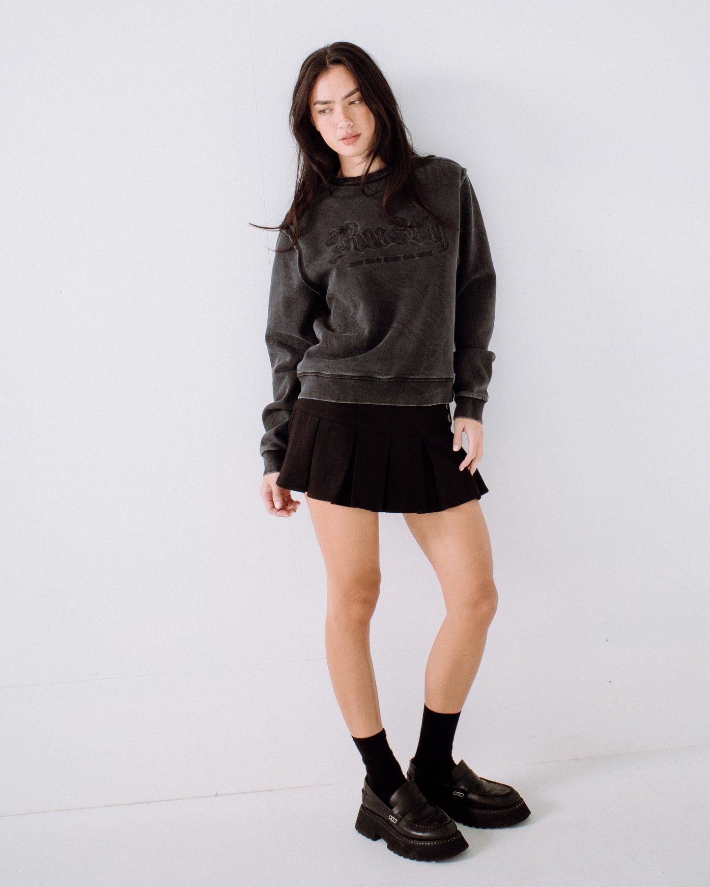 Buzo Rusty Roxanne Oversized Crew Neck Fleece Washed Black