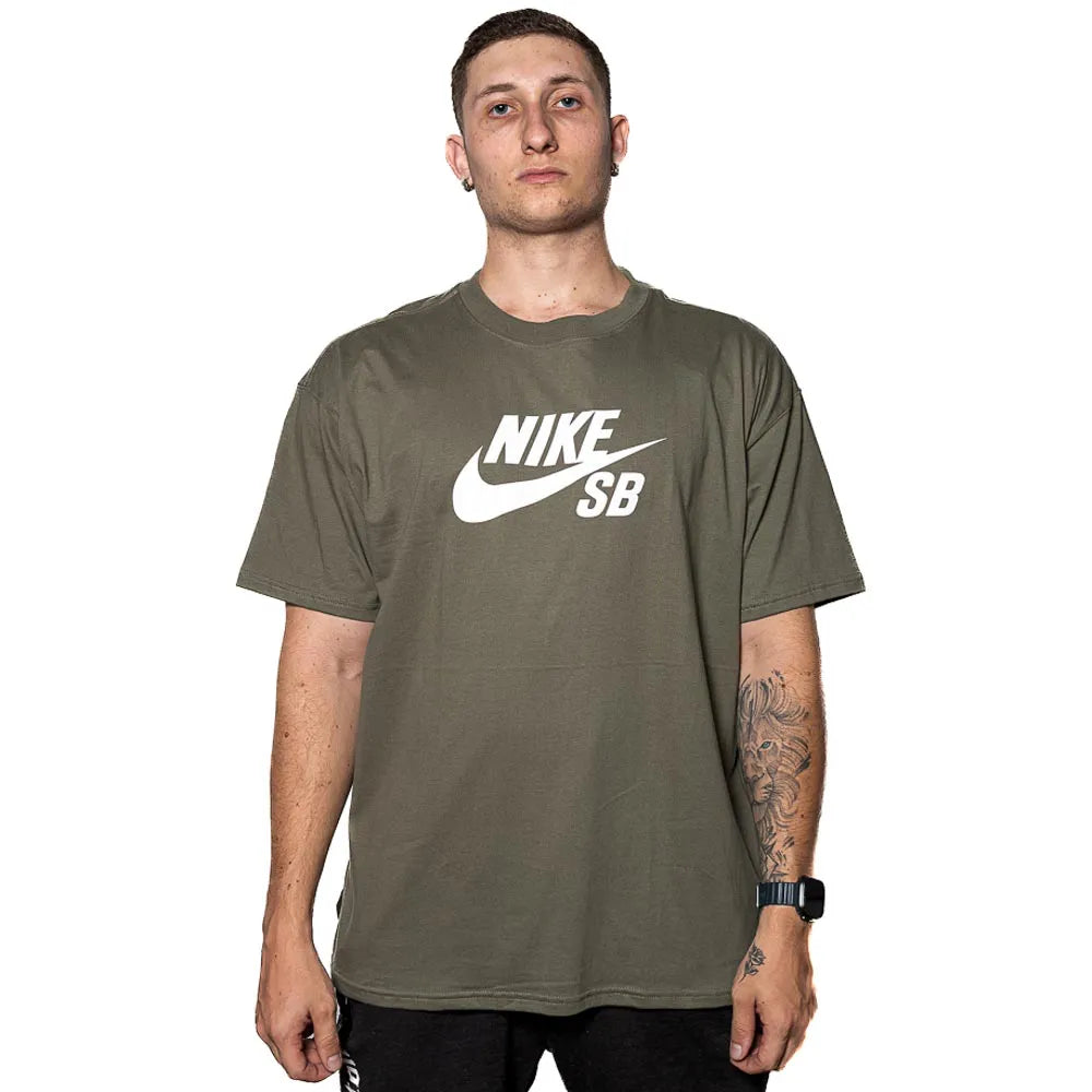 Remera Mc Nike Rem Mc Nike Sb Tee Logo Medium Olive Verde