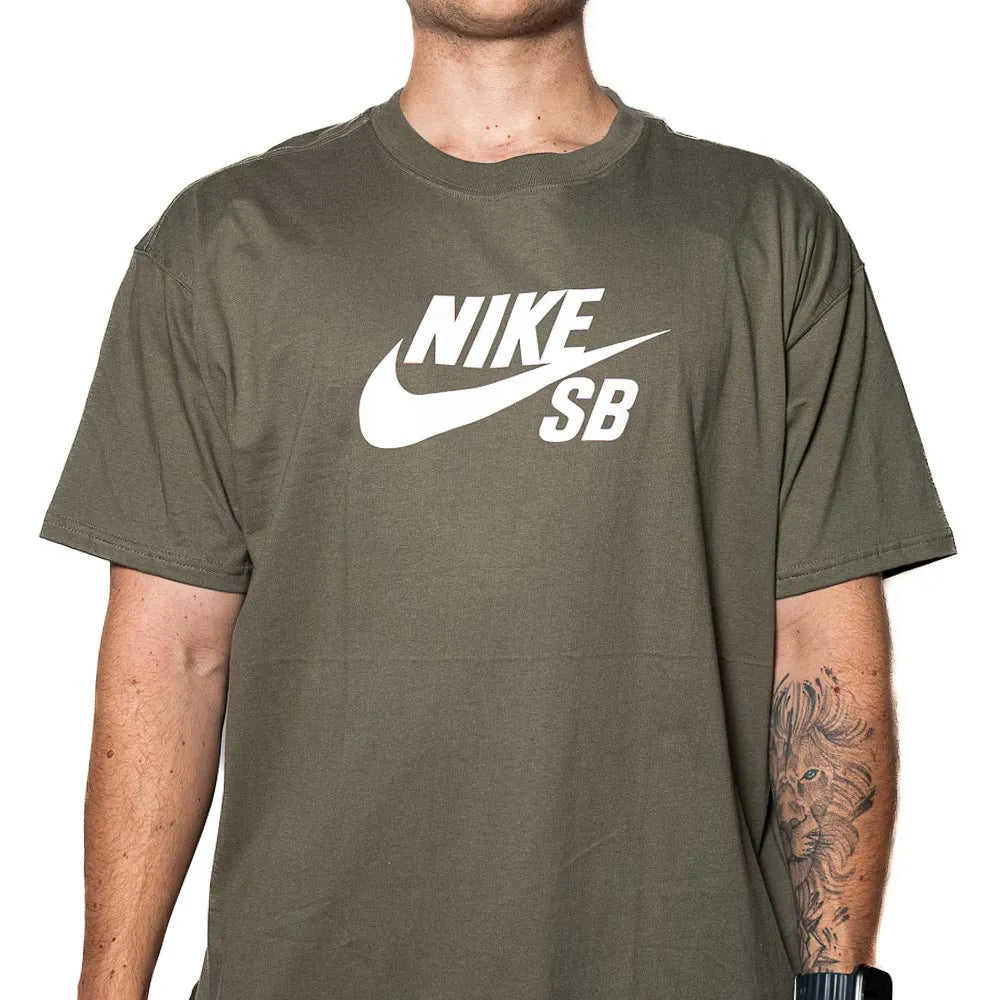 Remera Mc Nike Rem Mc Nike Sb Tee Logo Medium Olive Verde
