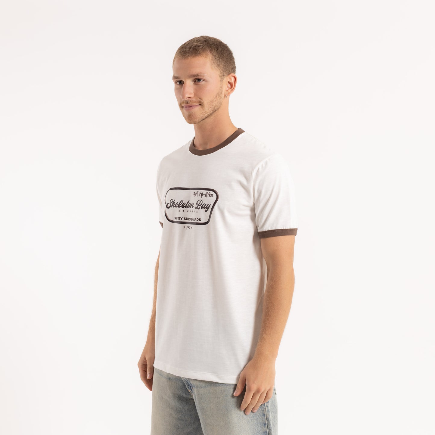 Remera Mc Rusty Skeleton Bay Tee Off White Flame