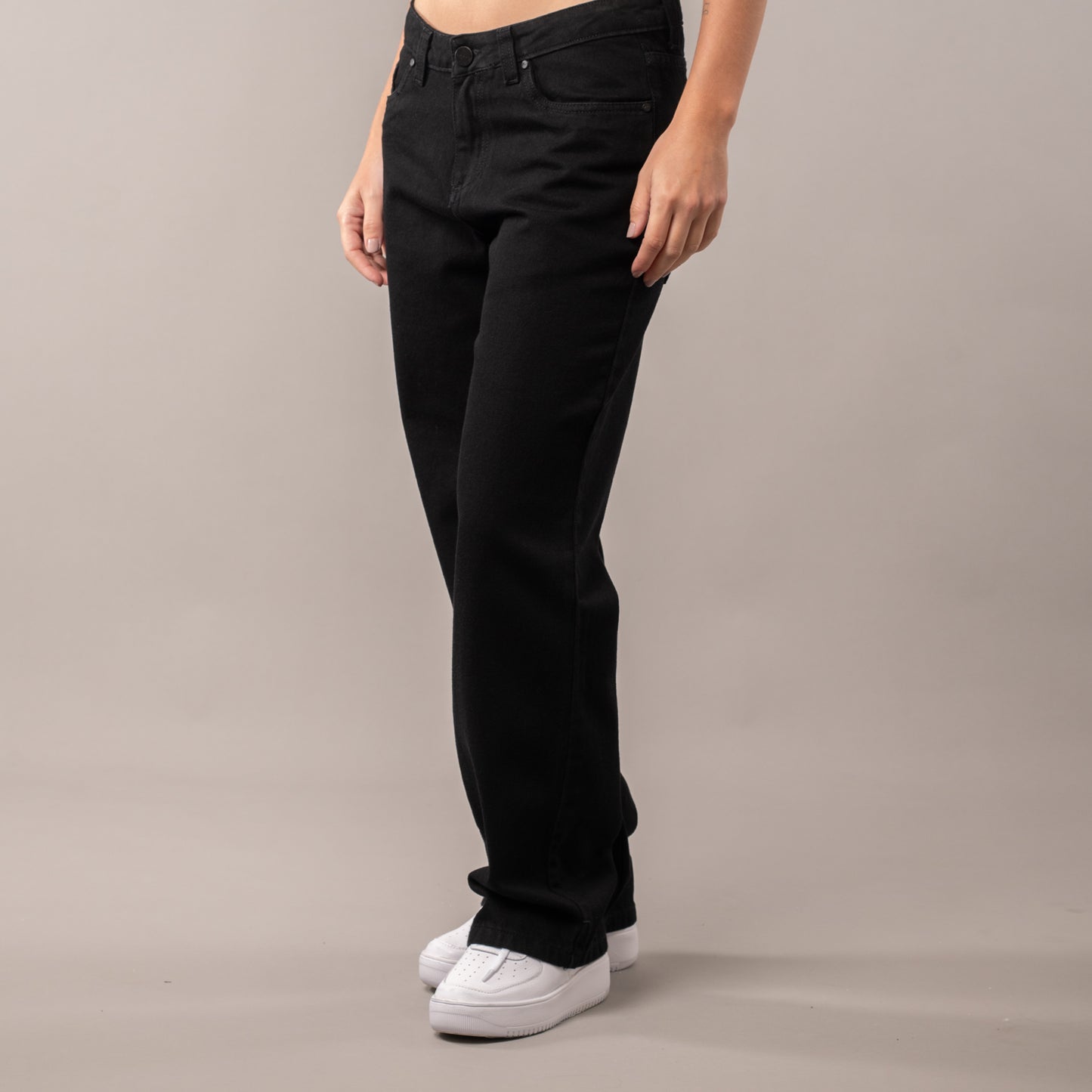 Jean Rusty Suzy Straight Low Rise Jean Ld Black