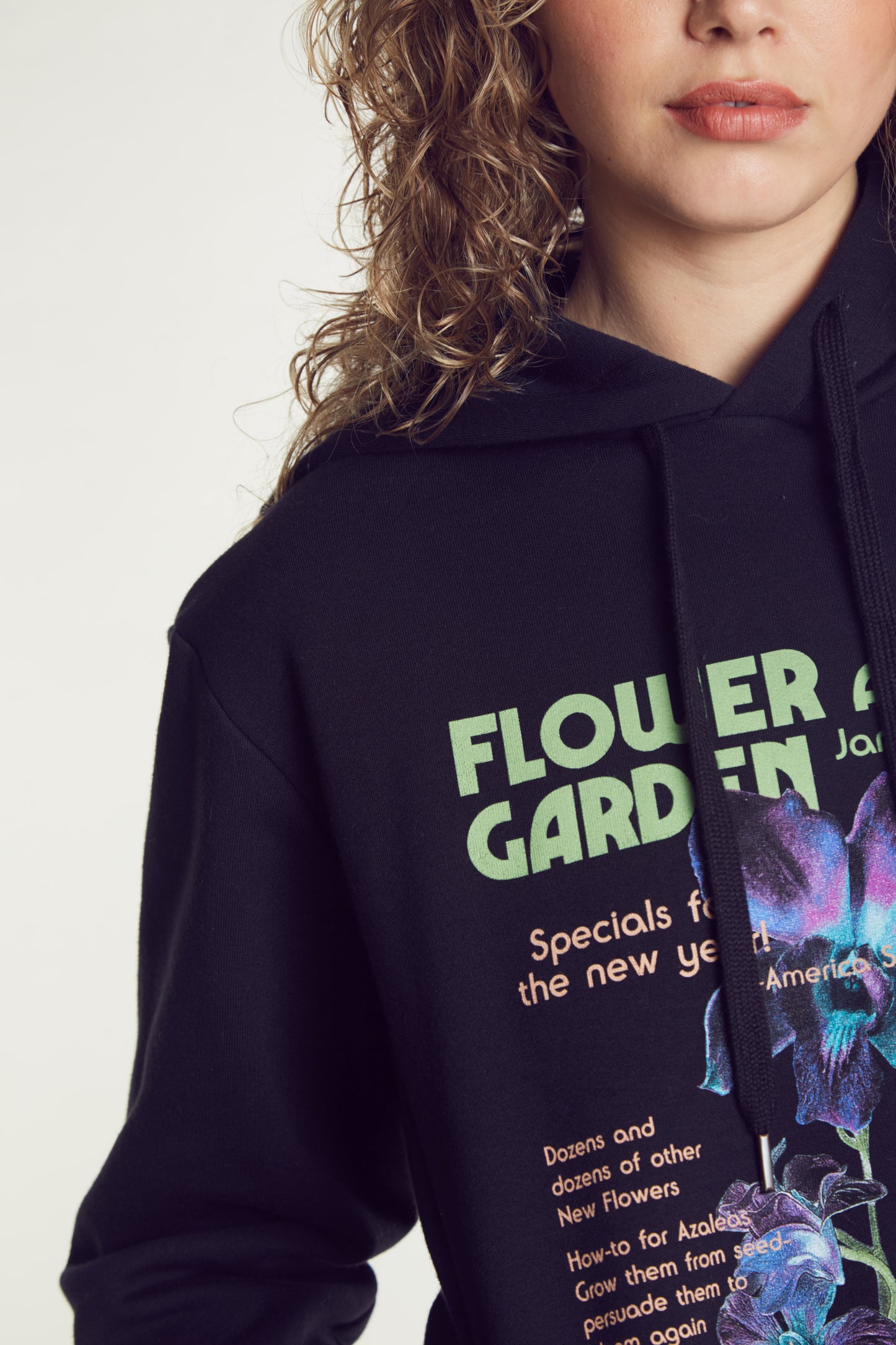 canguro_vulk_garden_hood_black#BK#BLACK