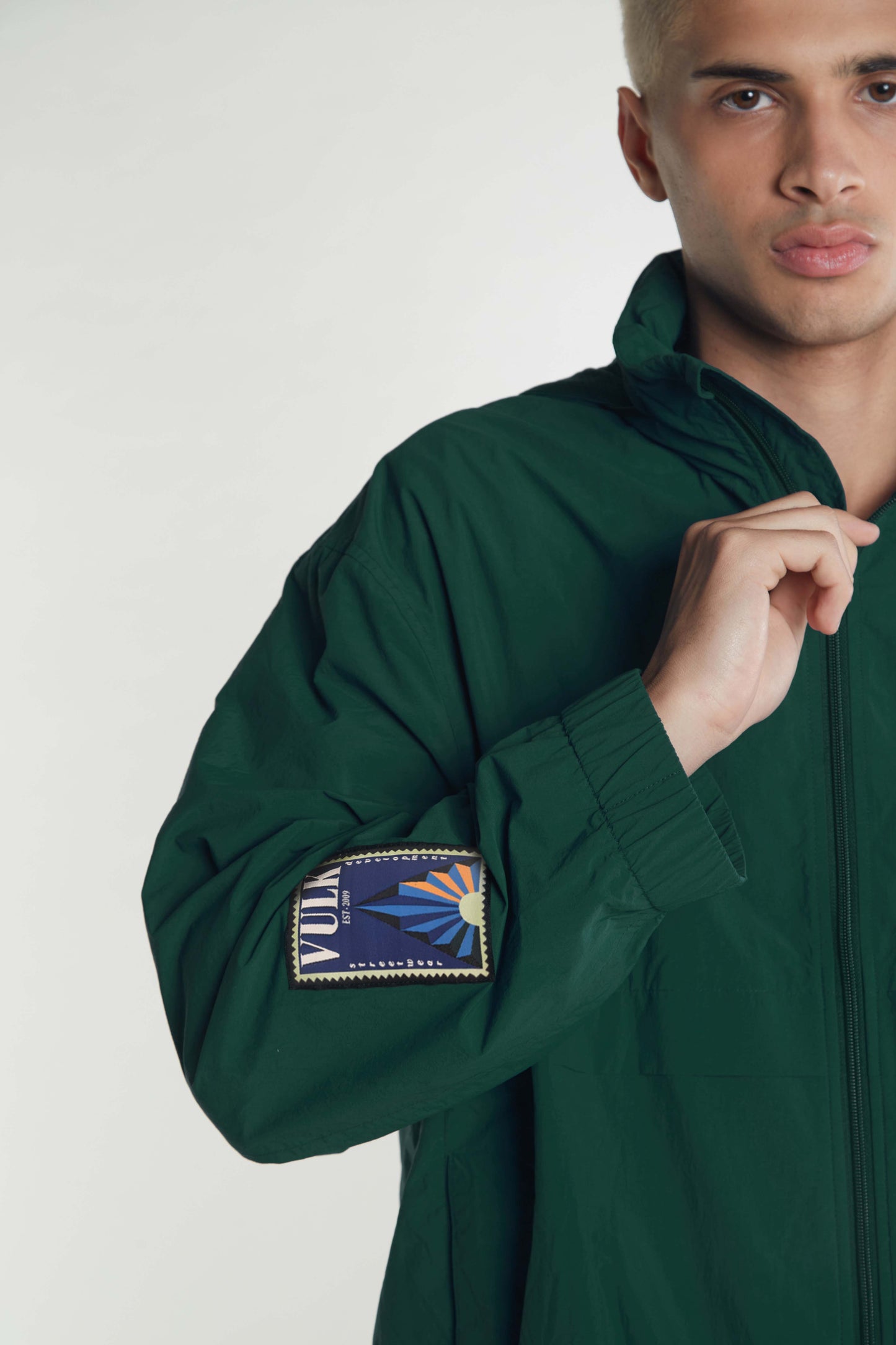 campera_abrigo_vulk_tyler_windbreaker_jacket_green_forest#XE#GREEN FOREST