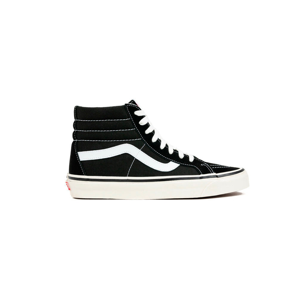 Zapatillas VANS UA SK8-Hi Black/Black/White