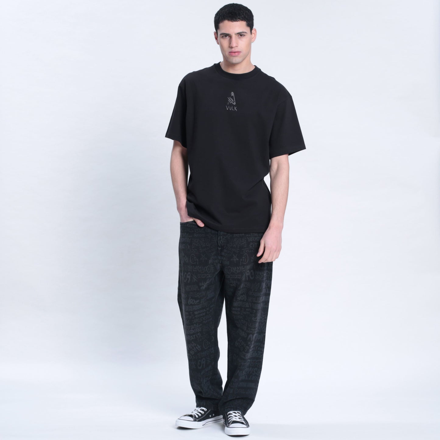 Remera Mc Vulk Needles Tee Black