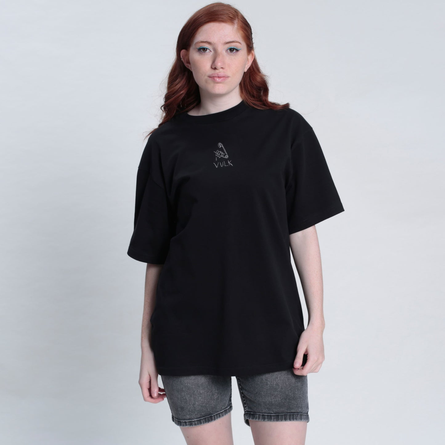 Remera Mc Vulk Needles Tee Black