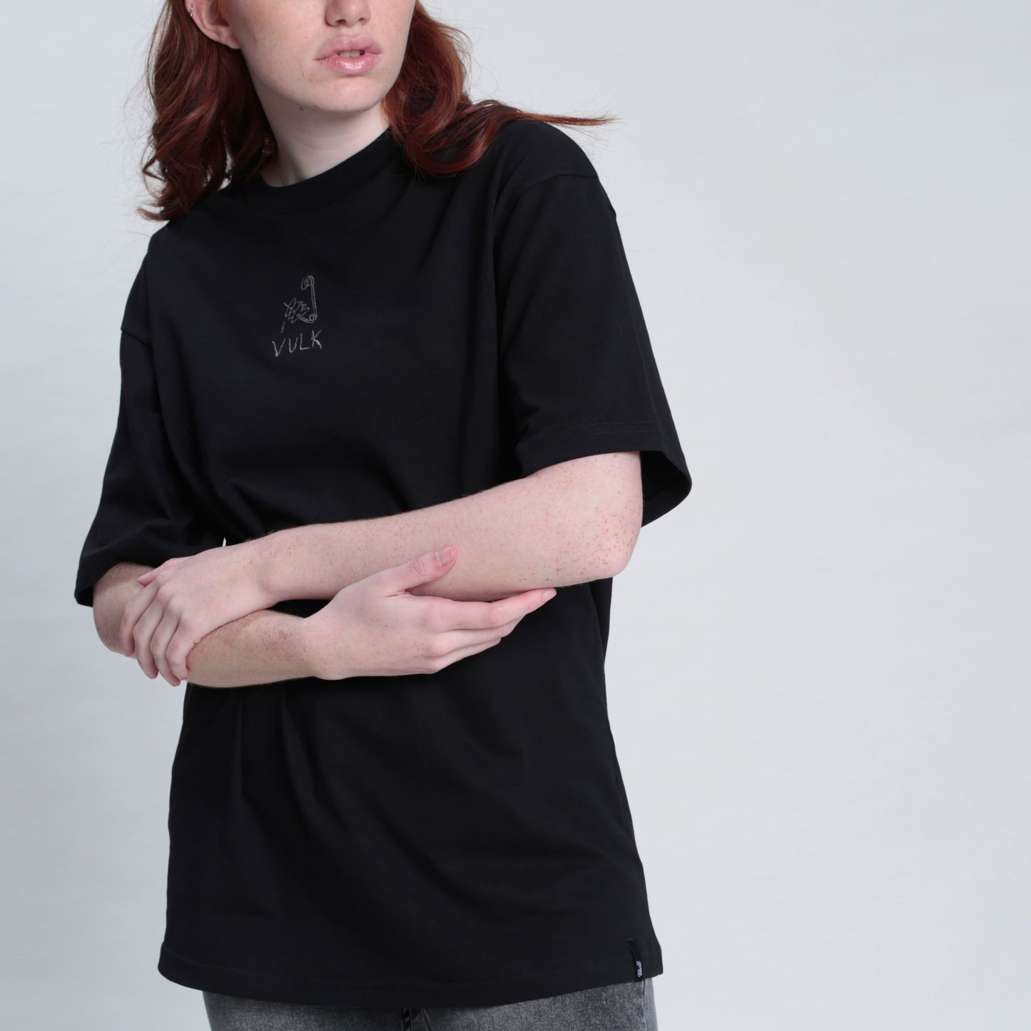 Remera Mc Vulk Needles Tee Black