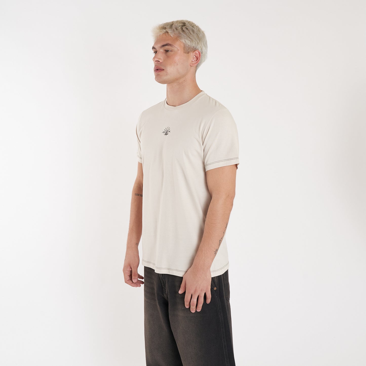 Remera Mc Vulk Volcano Tee Cream