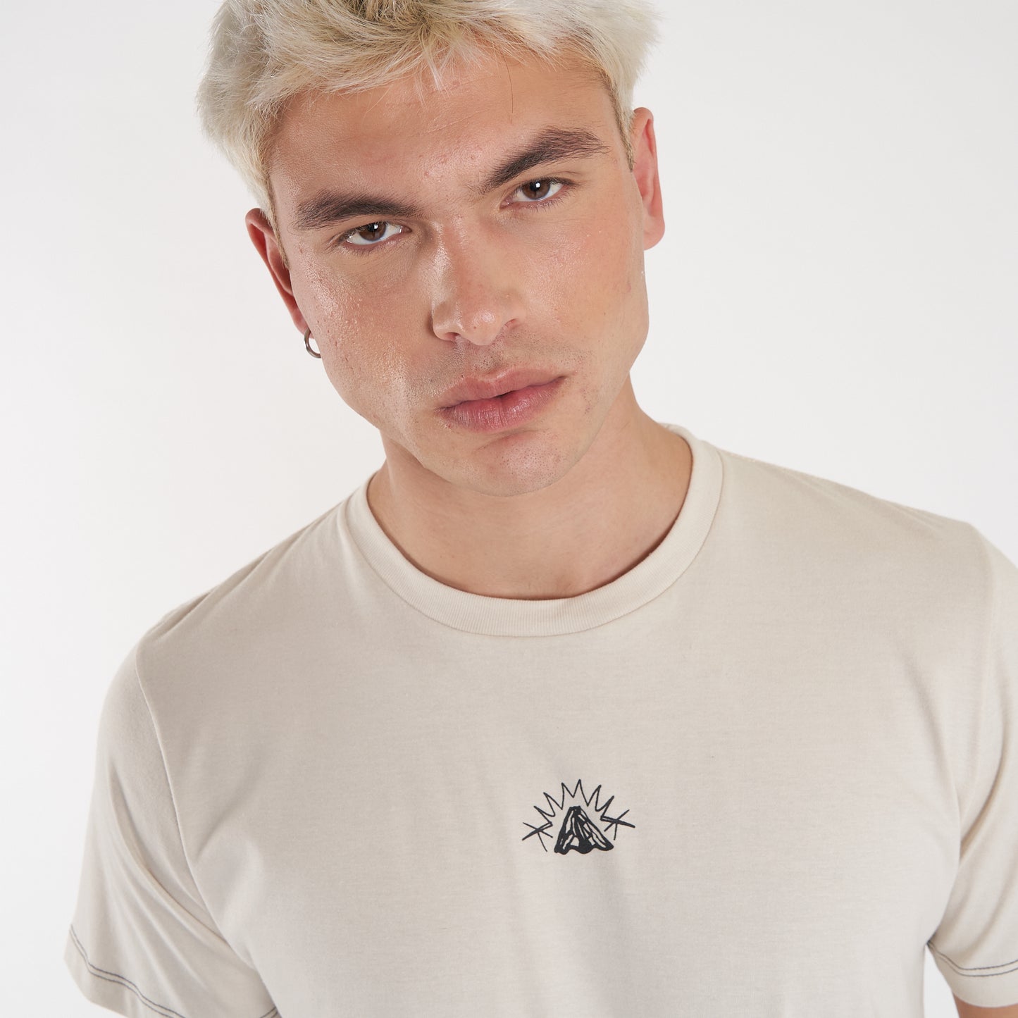 Remera Mc Vulk Volcano Tee Cream