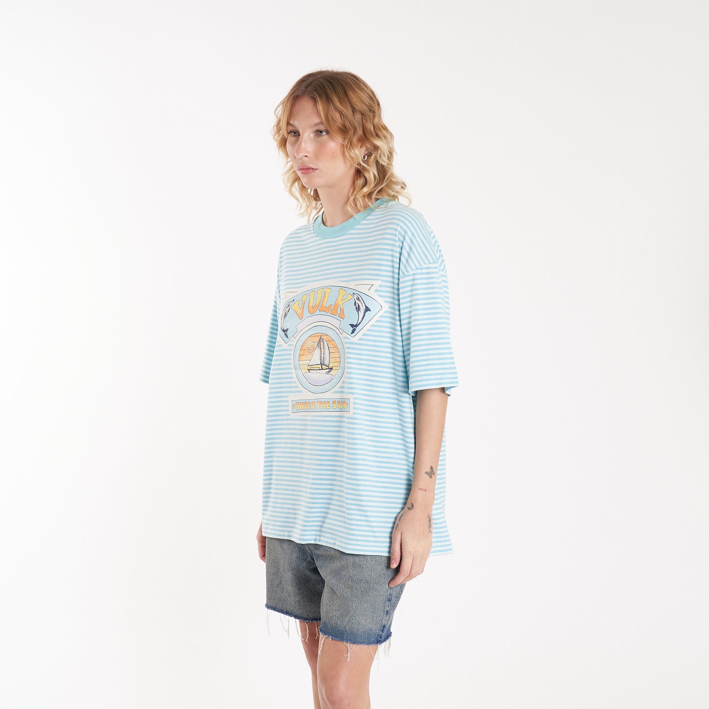 Remera Mc Vulk Dolphin Tee Lined