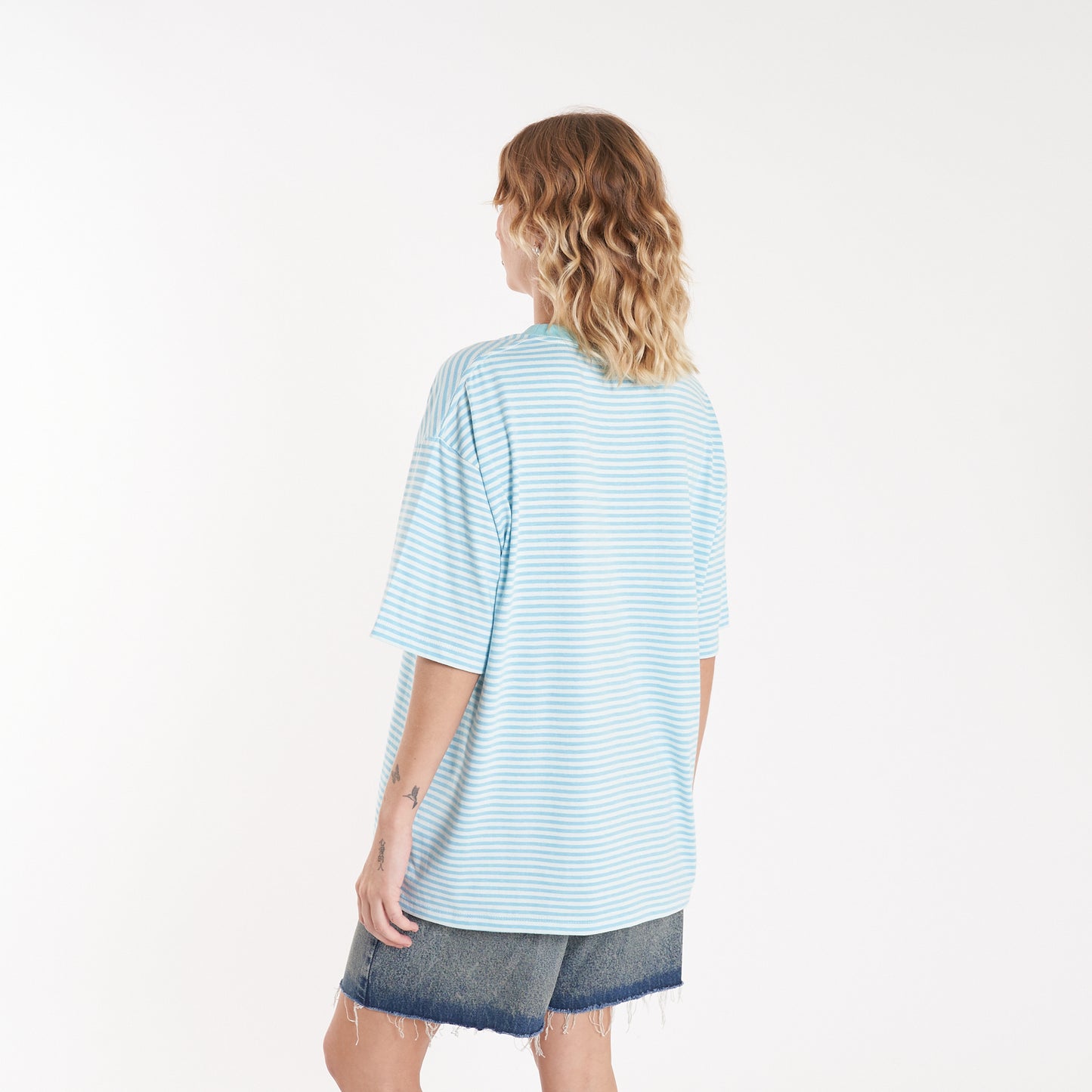 Remera Mc Vulk Dolphin Tee Lined