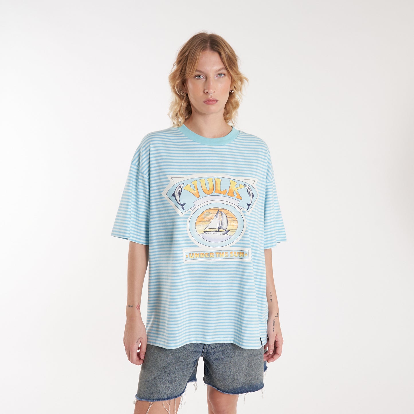 Remera Mc Vulk Dolphin Tee Lined