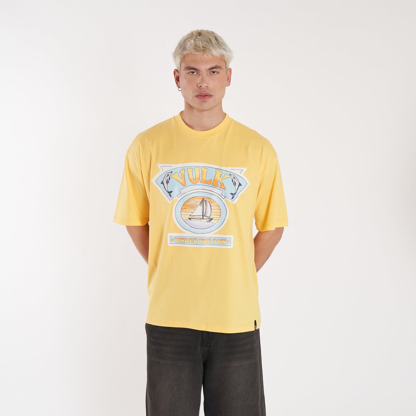 Remera Mc Vulk Dolphin Tee Yellow