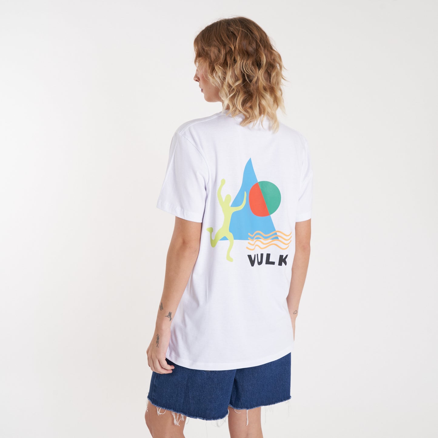 Remera Mc Vulk Traveler Tee White