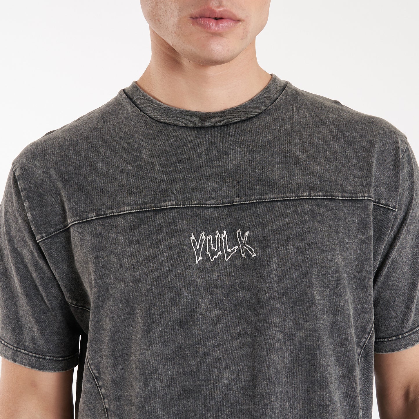 Remera Mc Vulk Never Tee Off Black
