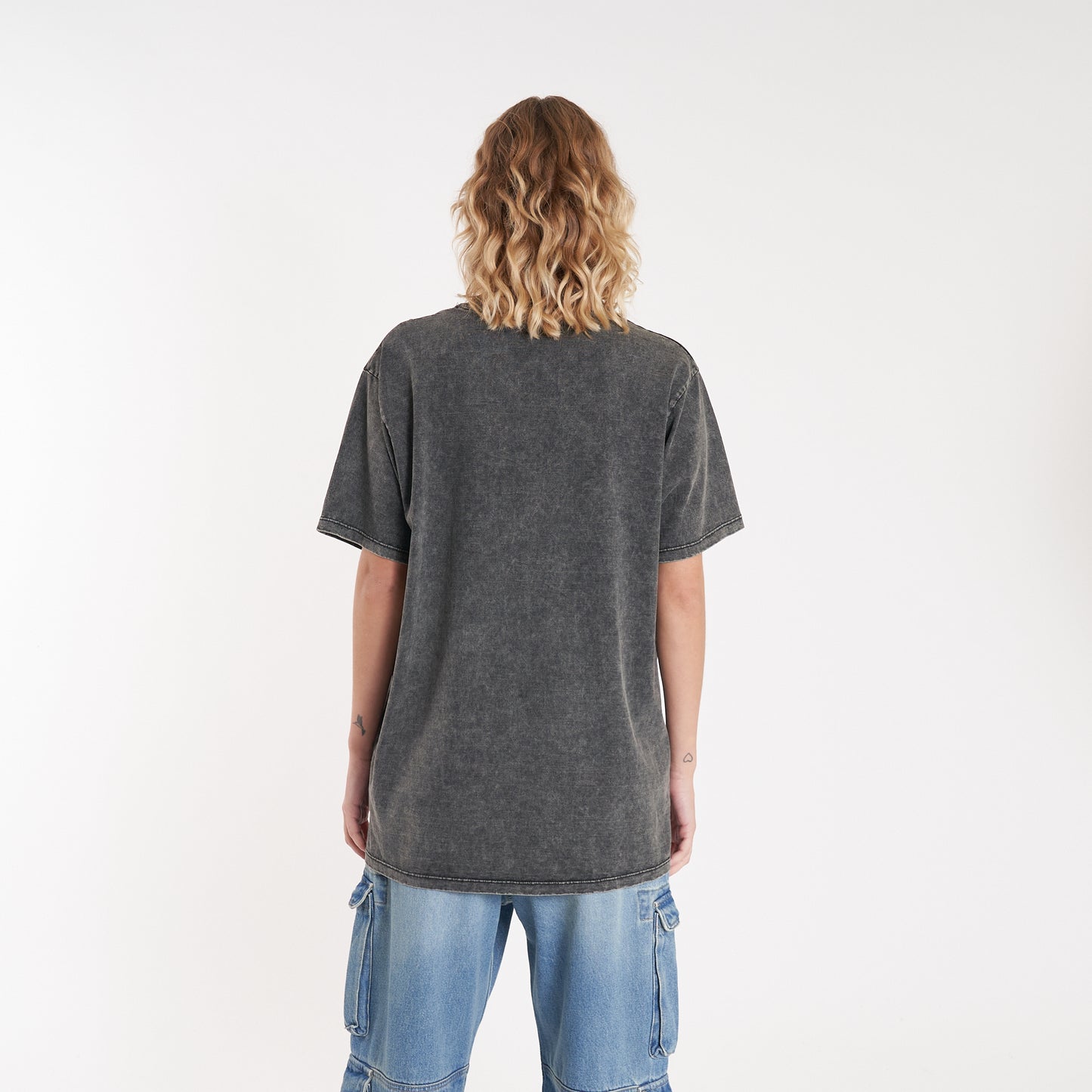 Remera Mc Vulk Never Tee Off Black