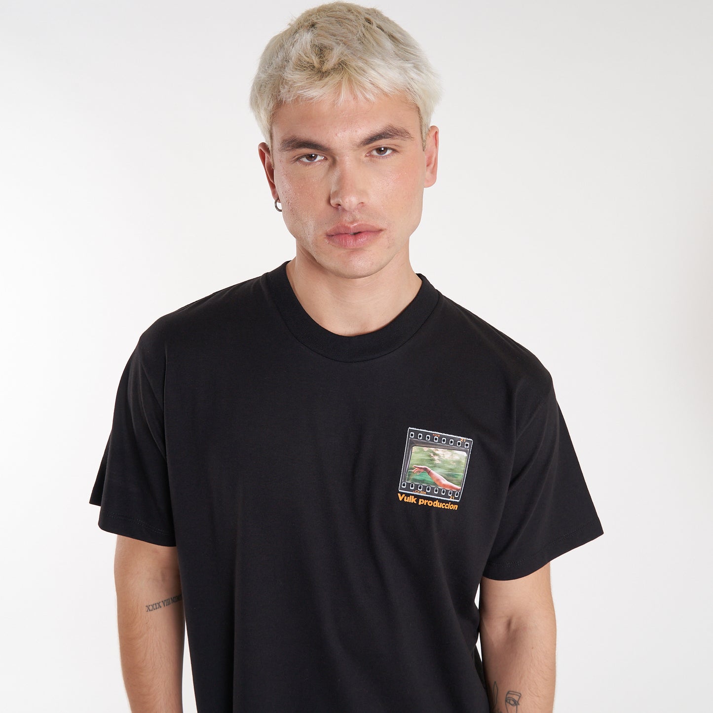 Remera Mc Vulk Film Tee Black