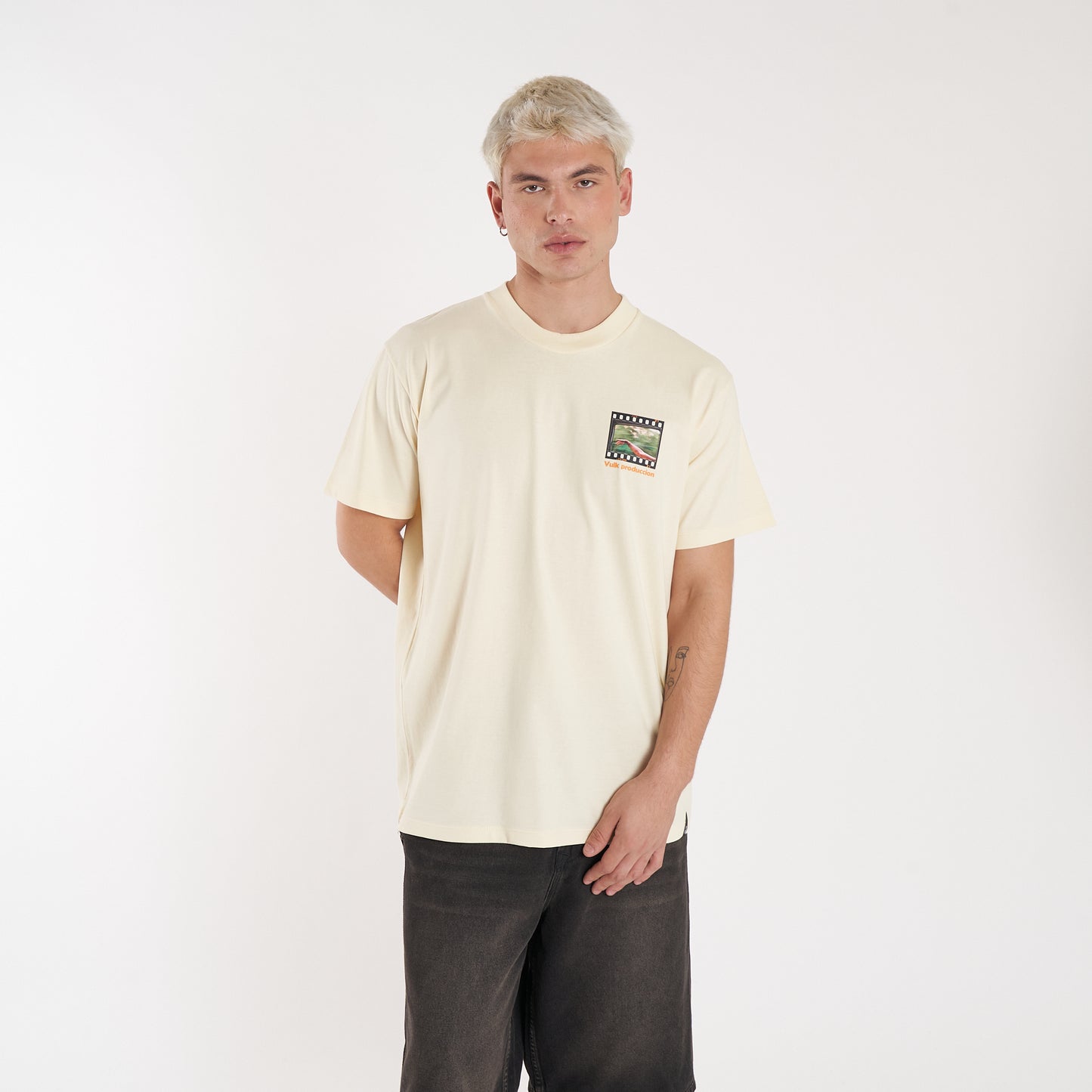Remera Mc Vulk Film Tee Light Yellow