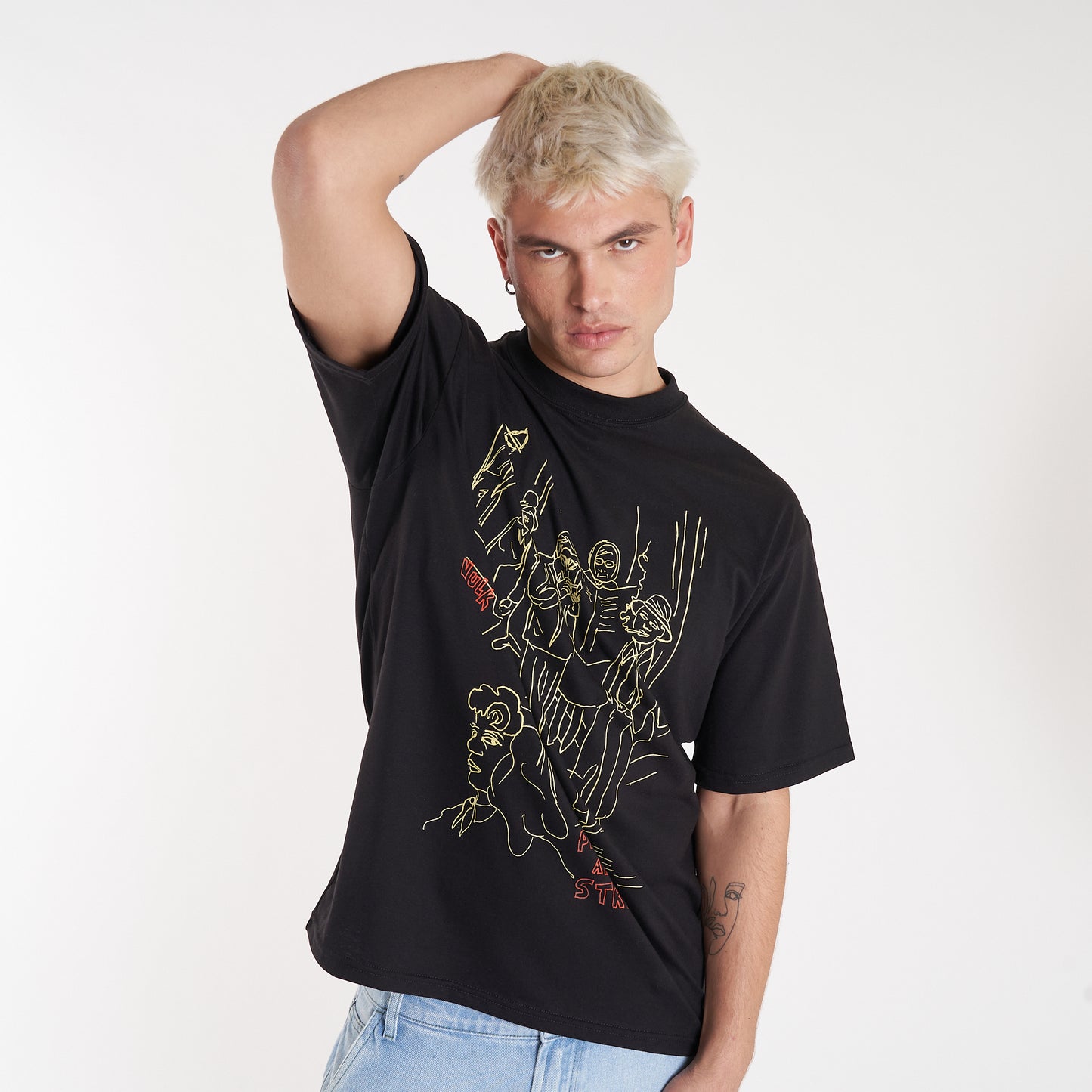 Remera Mc Vulk Strangers Tee Black